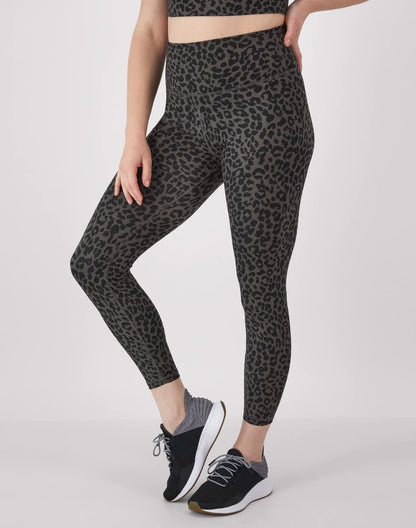 Hanes Moves Women's 7/8 Leggings with Internal Pocket, 25"
