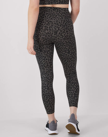 Hanes Moves Women's 7/8 Leggings with Internal Pocket, 25"