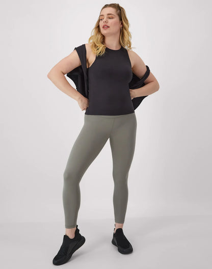 Hanes Moves Leak Protection 7/8 Leggings, 25"