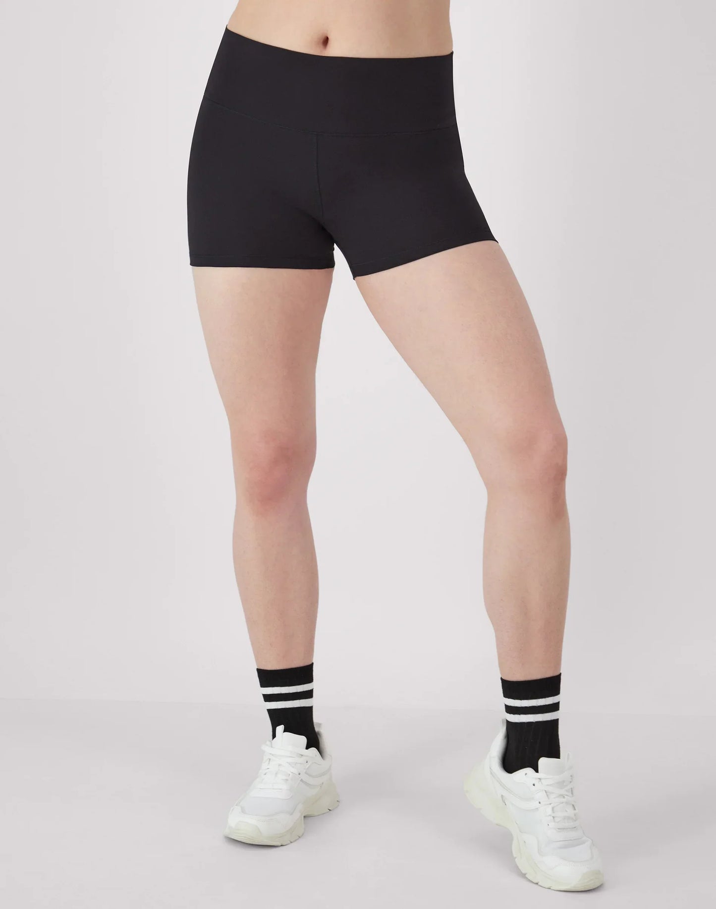 Hanes Moves Women's Leak Protection Bike Shorts, 3"