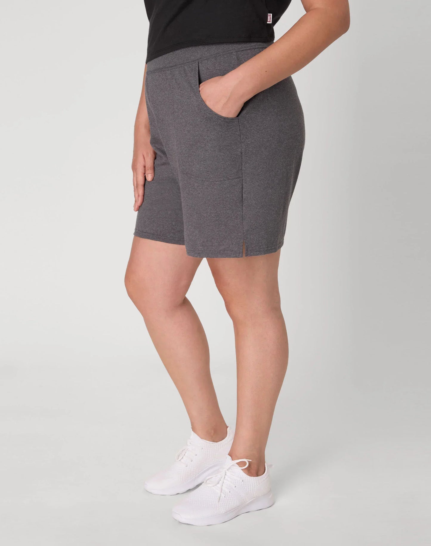 Hanes Just My Size Women's Cotton Jersey Pull-On Shorts, 7" (Plus Size)