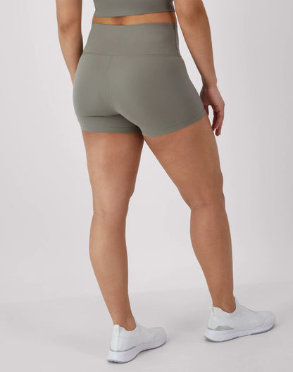 Hanes Moves Women's Leak Protection Bike Shorts, 3"