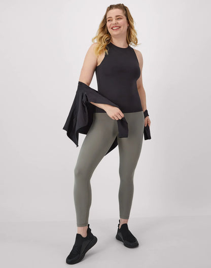 Hanes Moves Leak Protection 7/8 Leggings, 25"