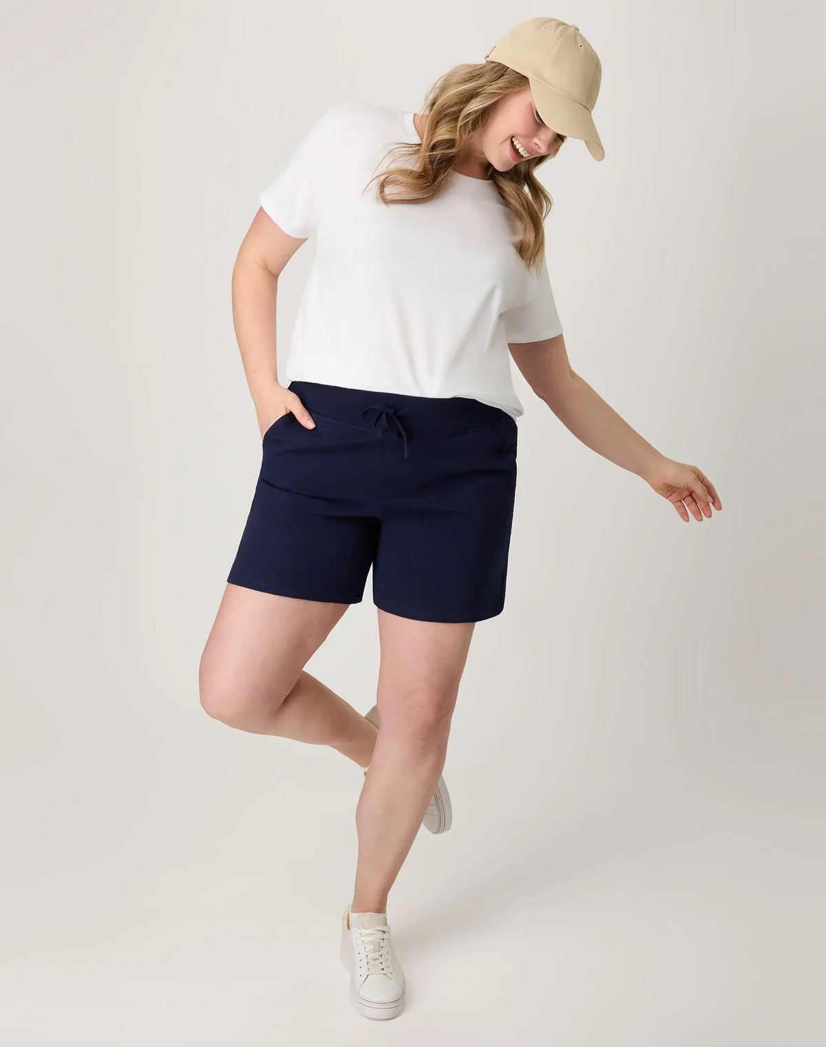 Hanes Women's Jersey Pocket Shorts, 7"