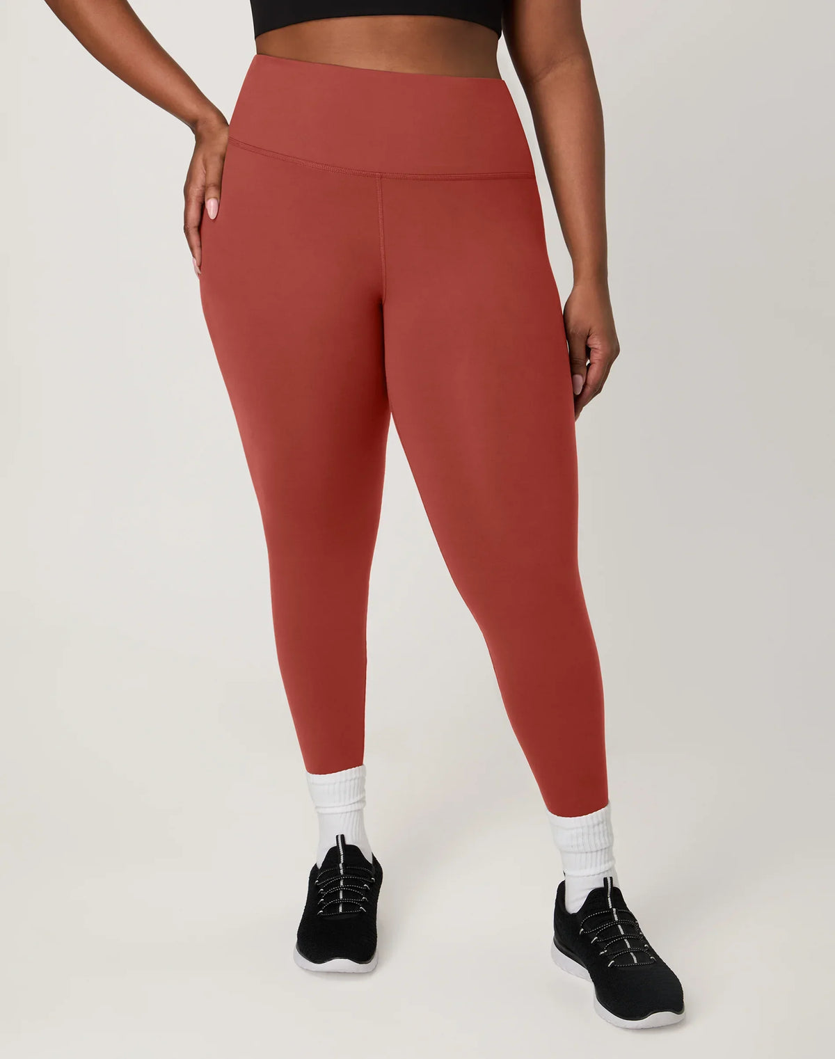 Hanes Moves Women's 7/8 Leggings with Internal Pocket, 25"