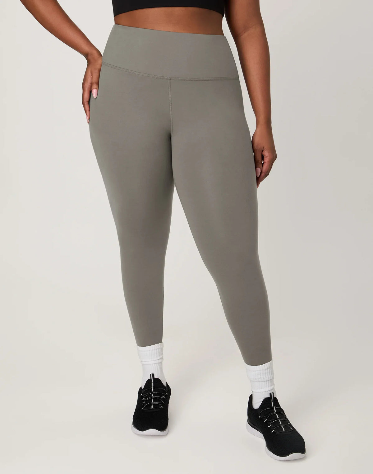 Hanes Moves Women's 7/8 Leggings with Internal Pocket, 25"