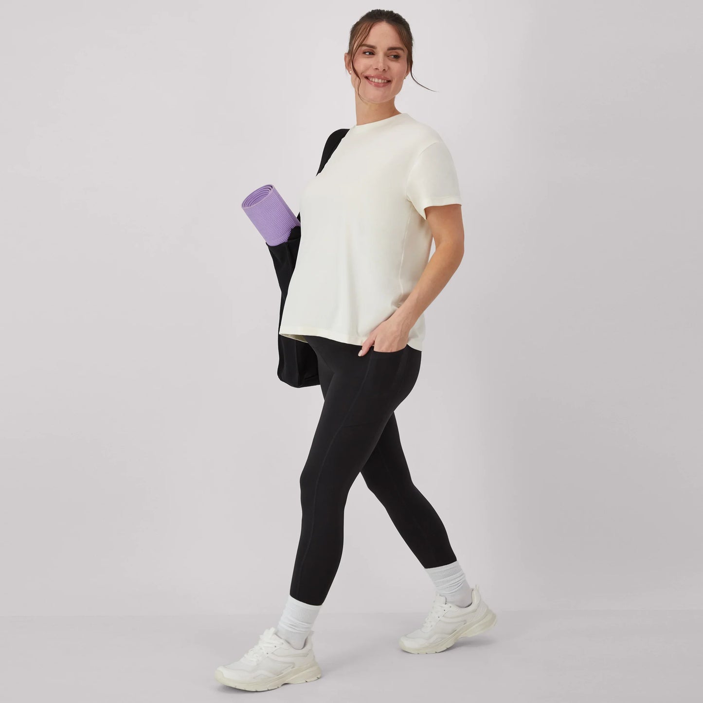 Hanes Maternity Women's Short Sleeve T-Shirt