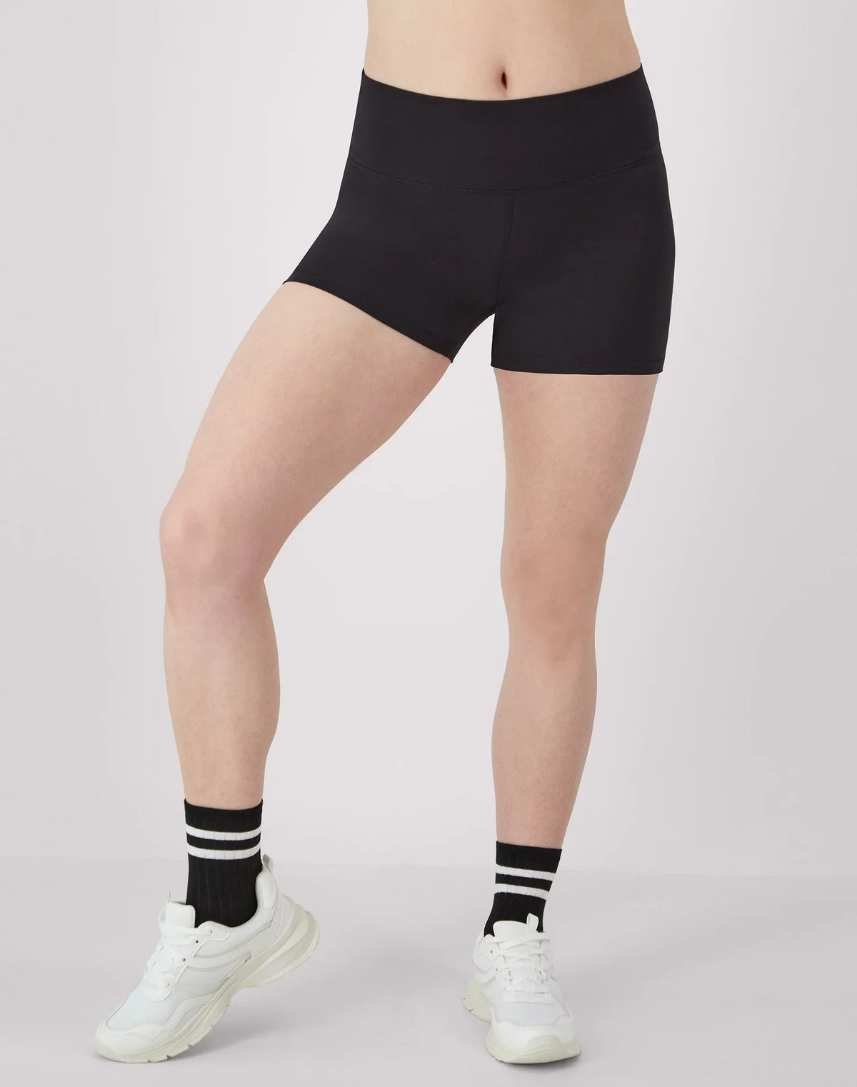 Hanes Moves Women's Leak Protection Bike Shorts, 3"