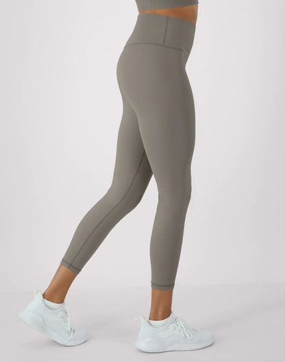 Hanes Moves Women's 7/8 Leggings with Internal Pocket, 25"